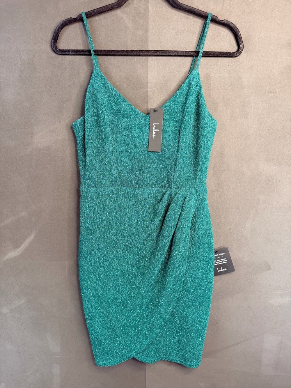 NWT Lulu’s Glad You Came Green Glitter Tulip Mini Bodycon Dress Size Med
